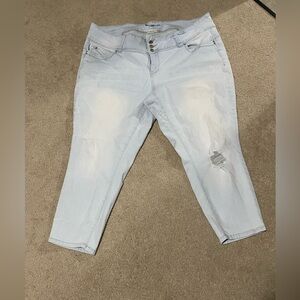 Chic Light Blue Cropped Women's Jeans